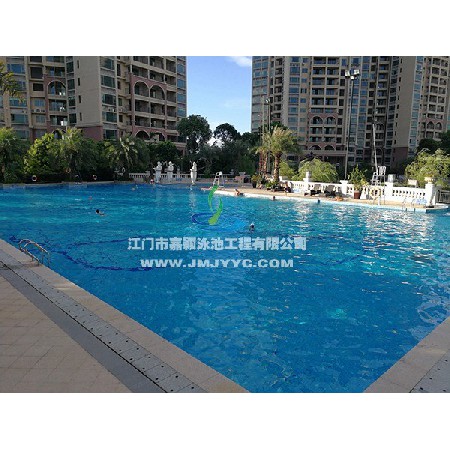 锦富汇景湾小区游泳池